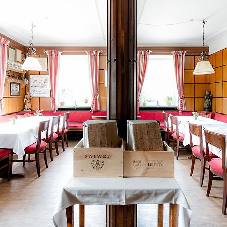 Gasthof - Hotel Kopf Riegel Kültér fotó