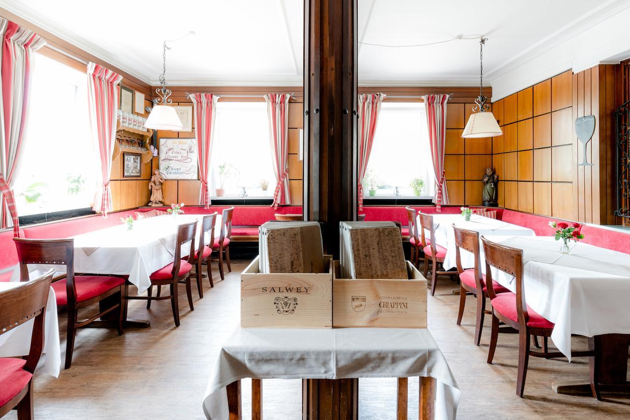 Gasthof - Hotel Kopf Riegel Kültér fotó